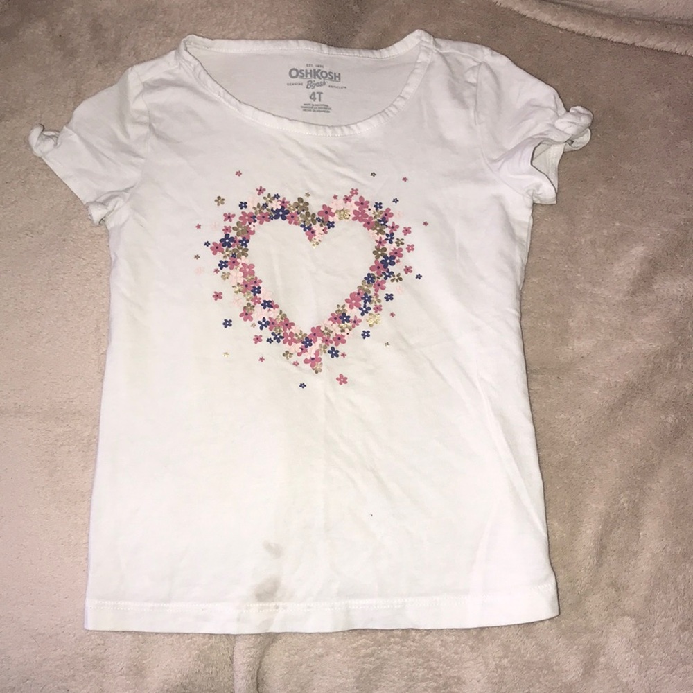 OshKosh Bigosh 4T flower heart ❤️ tee stained